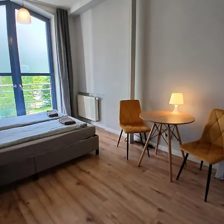 W Centrum - Parking - Rowery Bed & Breakfast